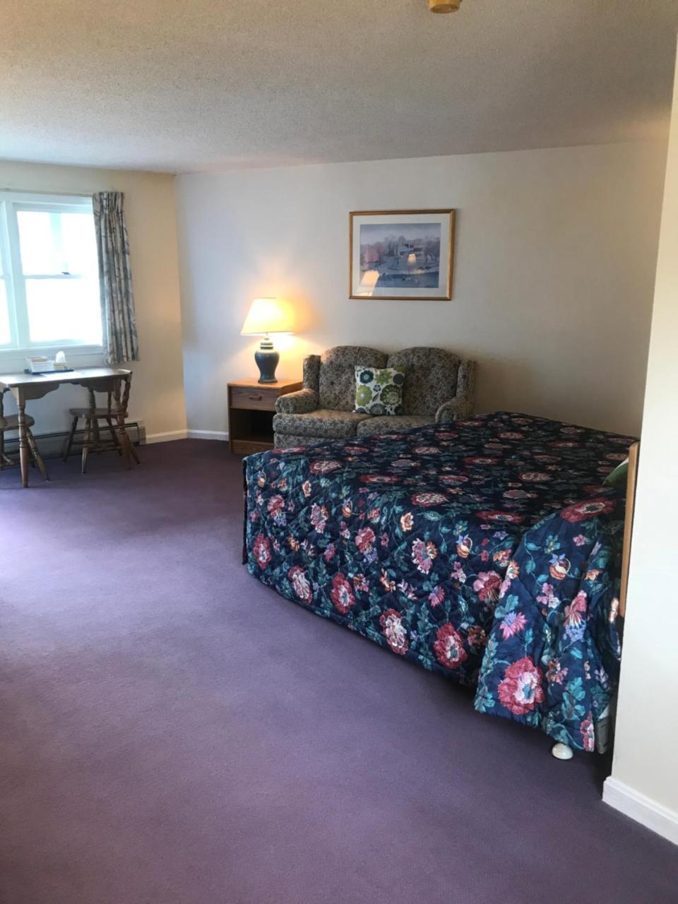 Four Seasons Motor Inn Twin Mountain Exteriör bild